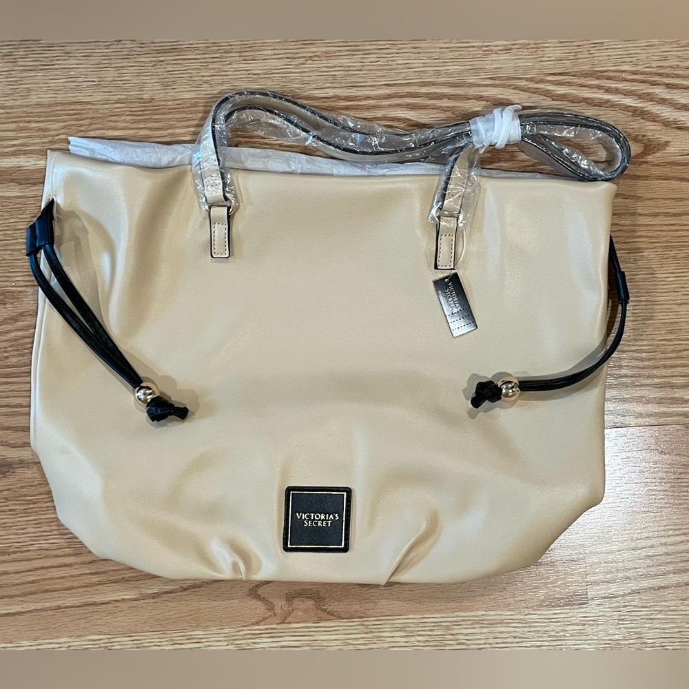 NWT | Victoria’s Secret Bag